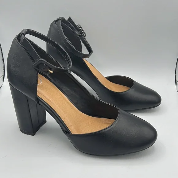 Journee Collection Comfort Foam Raveen Pumps, black, Size 7.5 - Picture 6 of 11